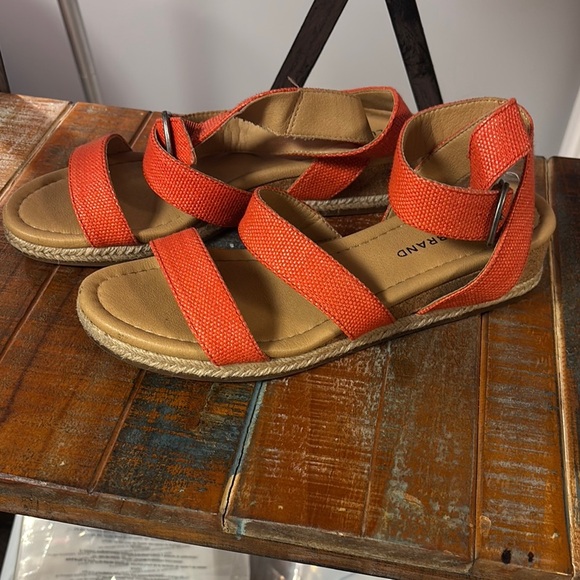 Lucky Brand Orange Sandals with Ankle Strap - Picture 9 of 11